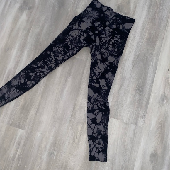 PUSHUP LEGGINGS SIZE S - Picture 5 of 6